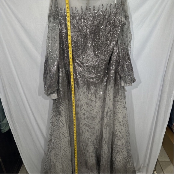NWT$798 Mac Duggal [ 24 ] Jewel Encrusted Illusion Long Sleeve A-Line Gown Silve - Picture 13 of 17